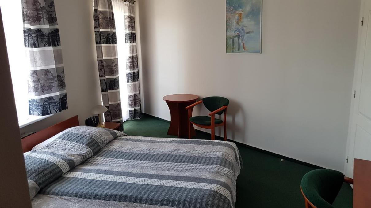 Hotel Alicja Lodz  Ngoại thất bức ảnh