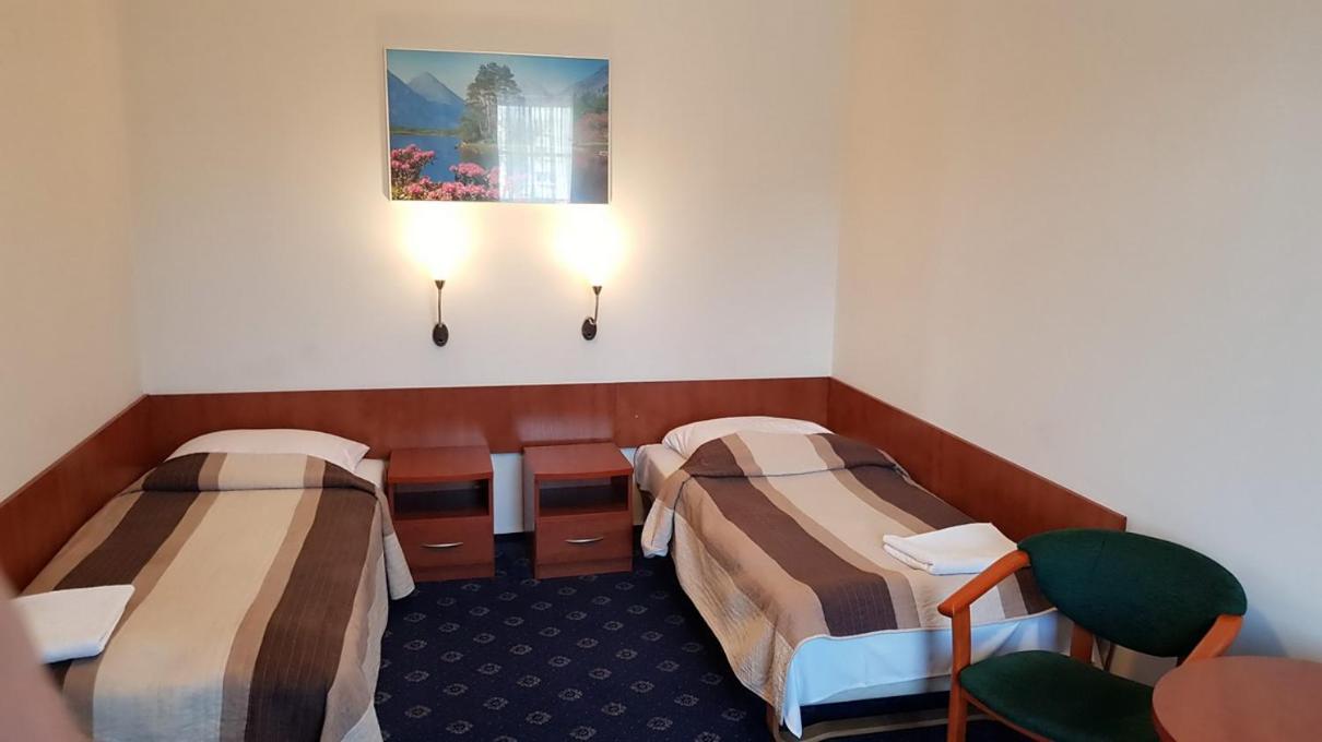 Hotel Alicja Lodz  Ngoại thất bức ảnh